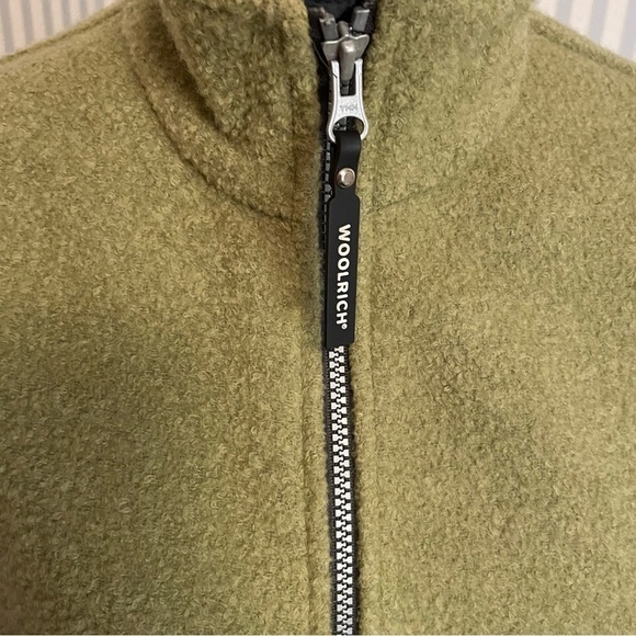 Woolrich  Fern Green Technowool - Women's 
Full Zip Lined Wool Vest - Size Large - Picture 11 of 12